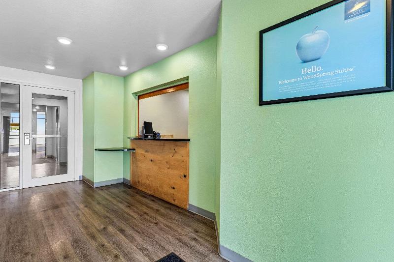 WoodSpring Suites Tulsa - photo 10
