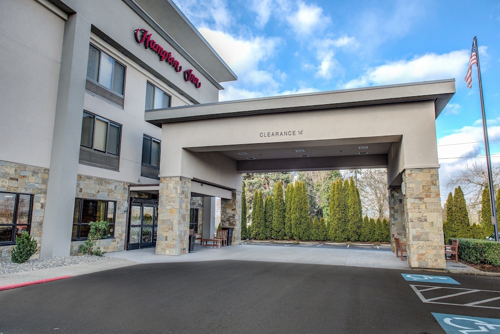 Hampton Inn Portland East - photo 43