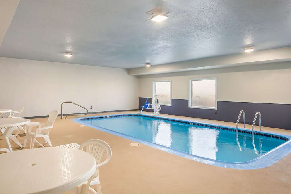 Quality Inn & Suites Caseyville St. Louis - photo 27