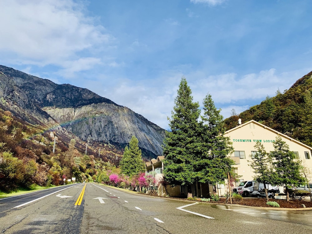 Yosemite View Lodge - photo 70