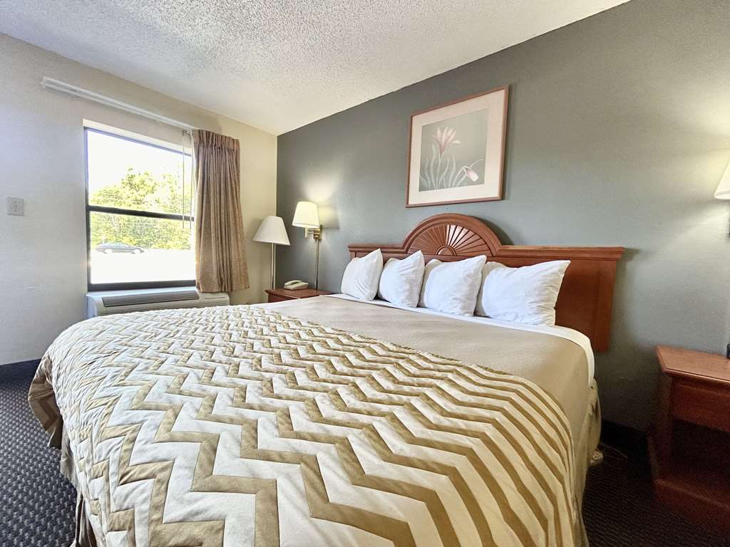 Alachua Inn - photo 13