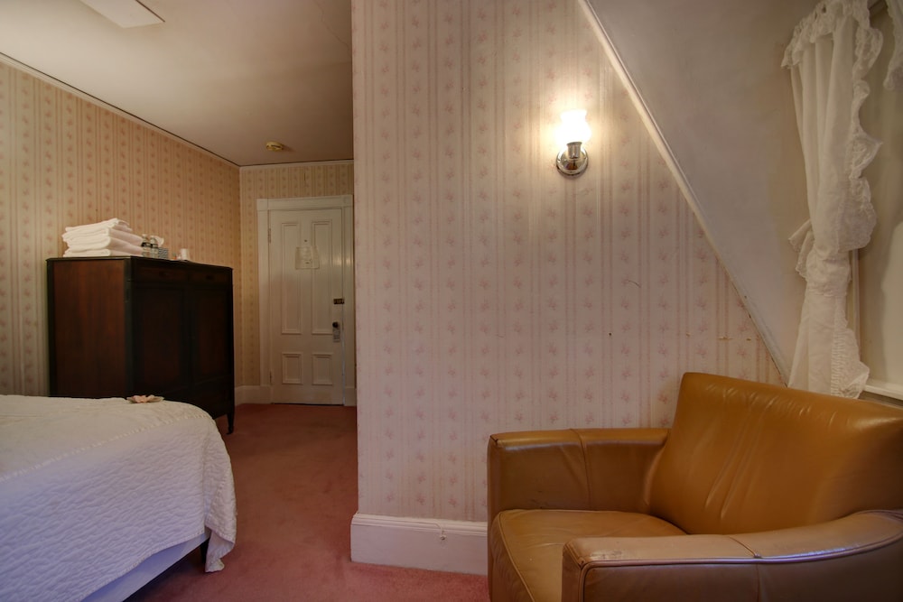 Old Corner Inn - photo 20