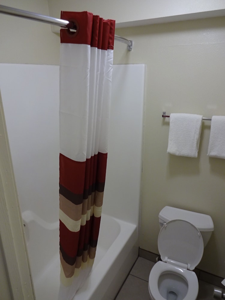 Red Roof Inn Indianapolis Castleton - photo 19