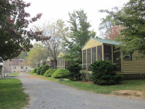 Appalachian Camping Resort Cottage 1 - photo 12