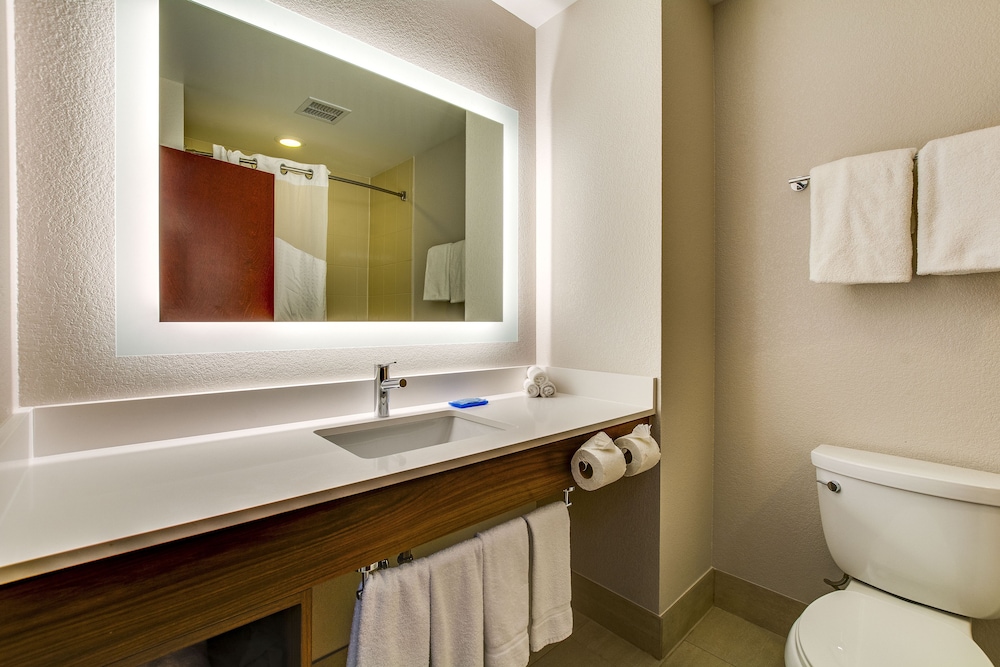 Holiday Inn Express Vincennes by IHG - photo 17