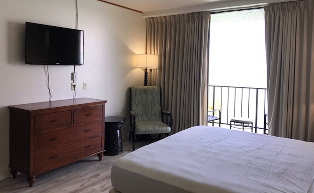 Country Club Condo Hotel - photo 25