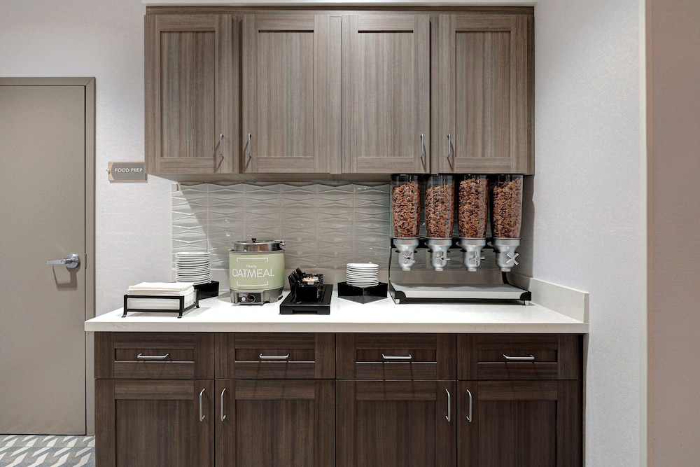 Homewood Suites by Hilton Santa Clarita - photo 35
