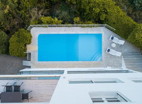 Sea Breeze Retreat with Private Pool — Saronida — photo 4