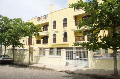 Apartamento em Residencial Riviera