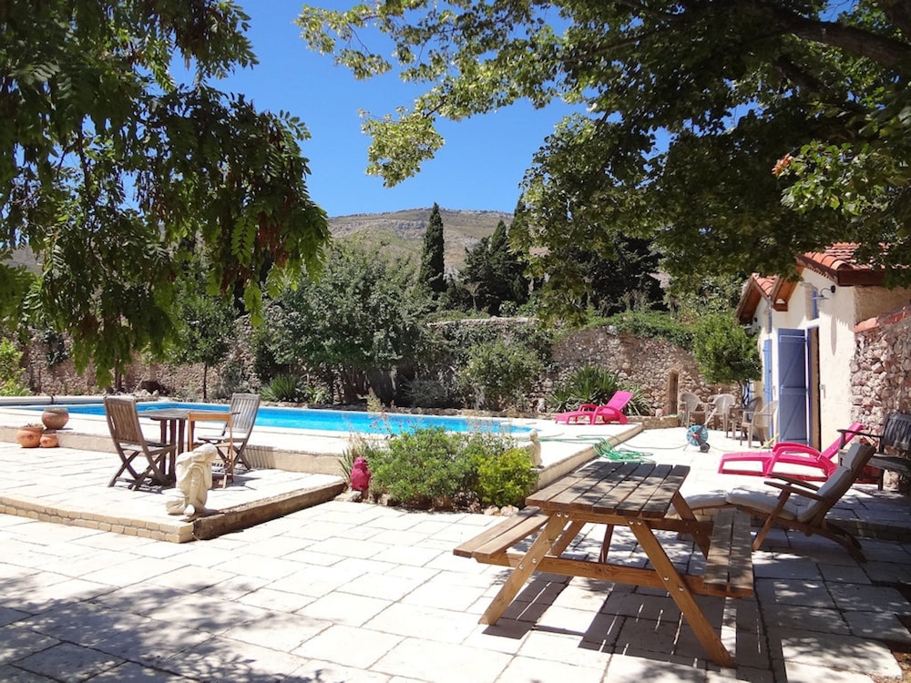 L’Ancien Moulin a Huile in Perpignan, France