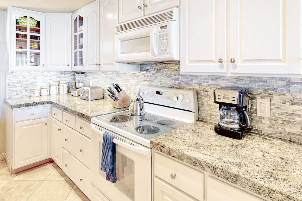 Hololani Resort Vacation Rentals - photo 14