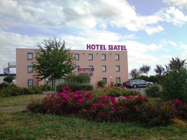 Sa Figuereta Beach - carbon neutral hotel in Muro