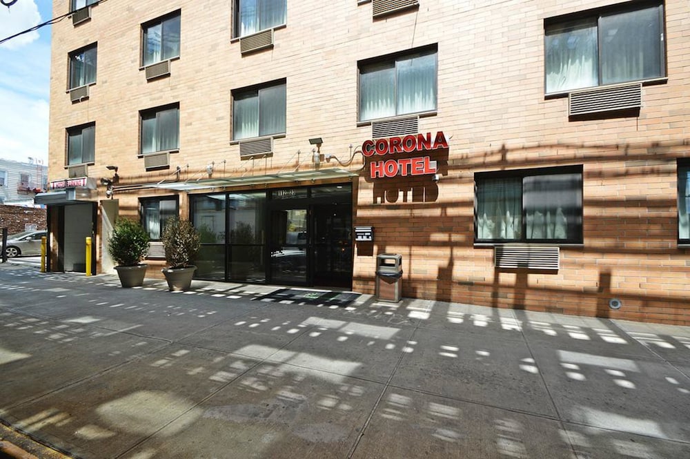Corona Hotel - photo 31