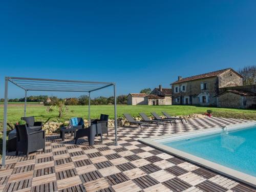Les Escures 2 - last minute hotel in Unknown City