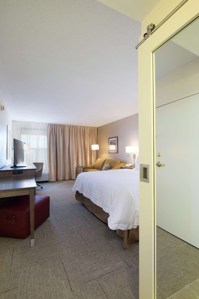 Hampton Inn Waterville - photo 12