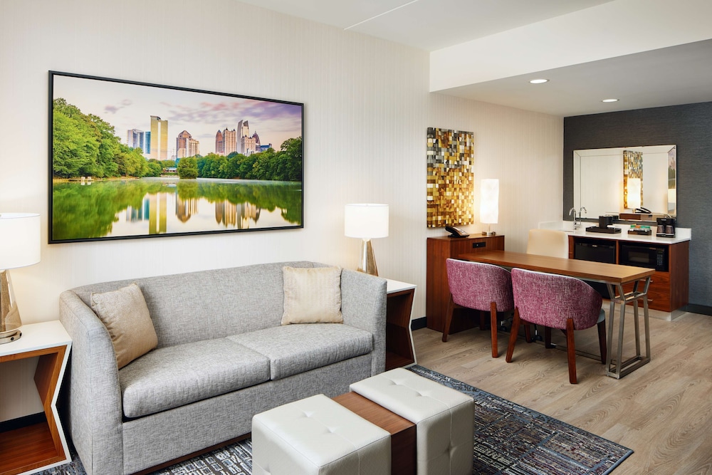 Embassy Suites by Hilton Atlanta Airport North - photo 14