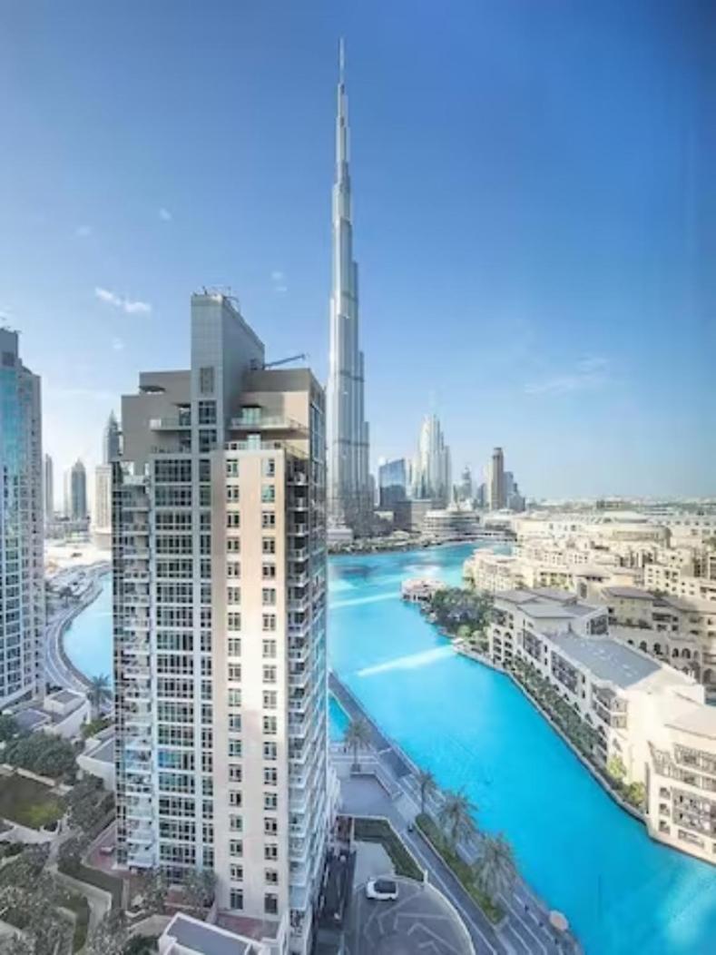 Ultimate 5BR Luxury I 2500 sqf I Burj Inner Circle — 5-Star Luxury Hotel in Dubai, United Arab Emirates