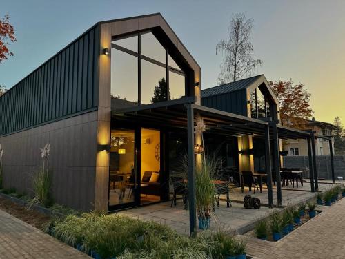 Triumph Ferienhäuser & Apartments — 4-Star Luxury Hotel in Rangsdorf, Germany