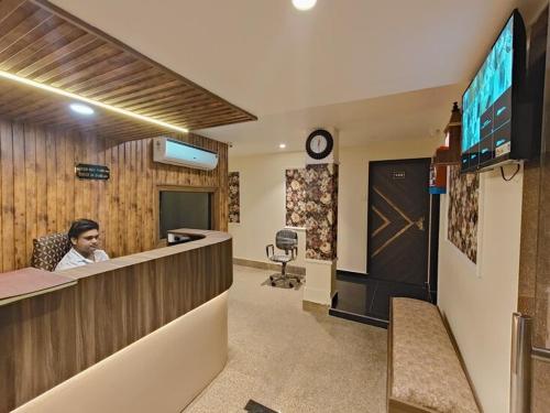 Hotel Mangal Murti — Varanasi