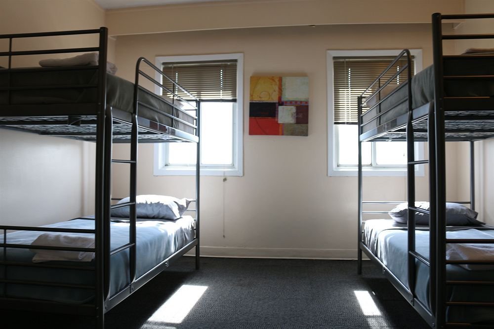 Westway Hotel & Hostel - photo 3