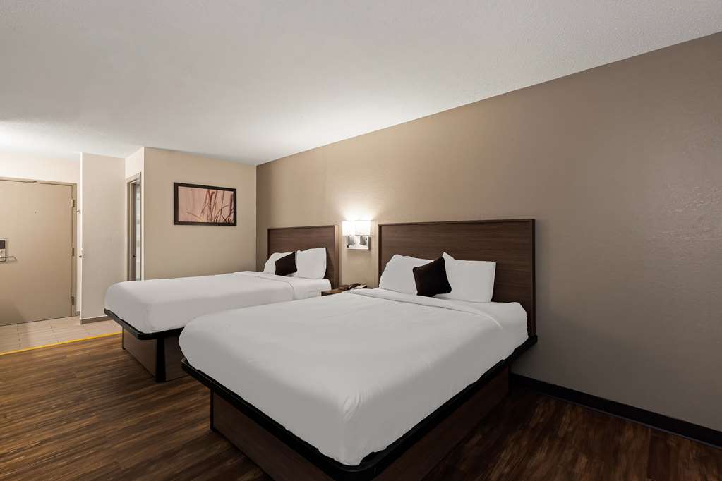 Red Lion Inn & Suites Caseyville - photo 11