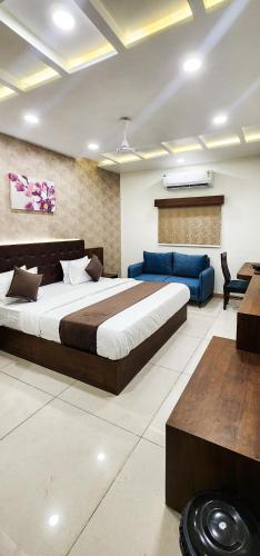 Hotel Nova Shapar — Rajkot — photo 4