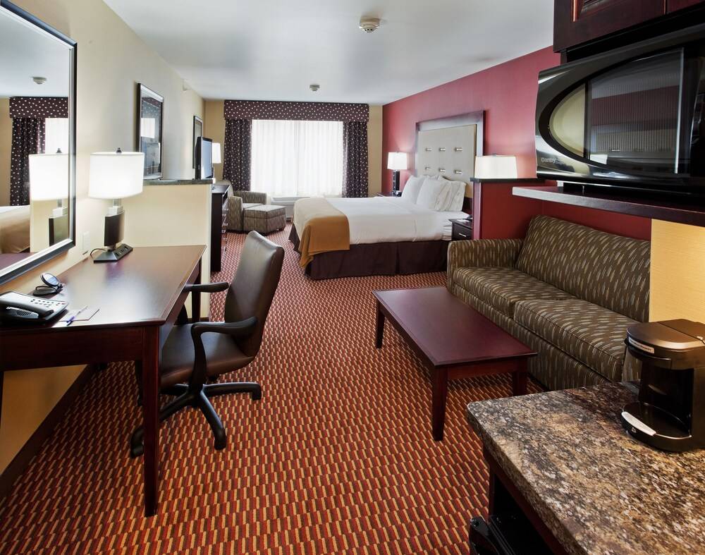 Holiday Inn Express Hotel & Suites Great Falls by IHG - photo 8