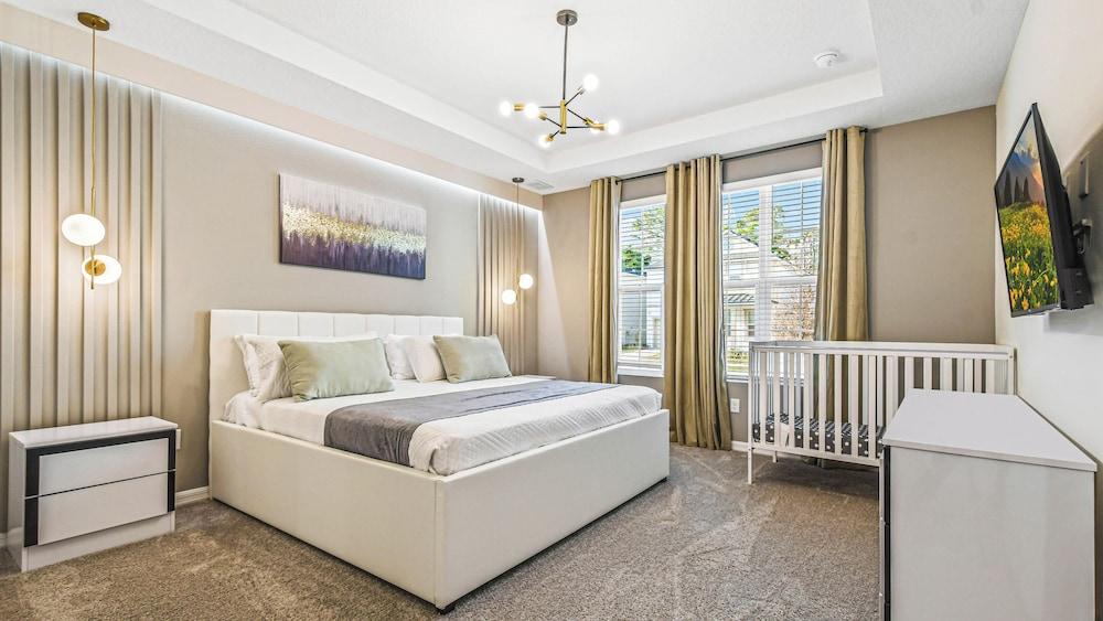 Family Friendly Oasis with Resort Amenities - photo 2