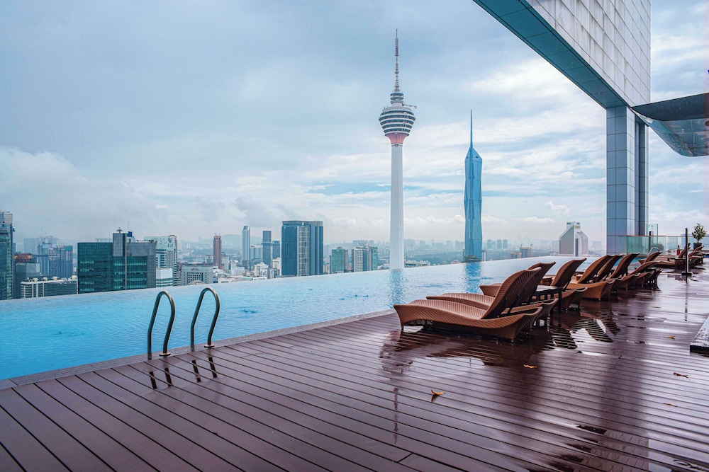 The Platinum Quzoma Suites in KLCC — 4-Star Luxury Hotel in Kuala Lumpur, Malaysia