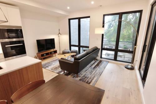 Contemporary Home in Shaw U Street — 4-Star Luxury Hotel in Washington, United States