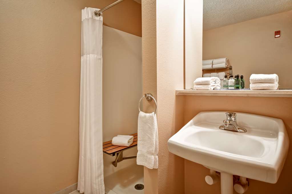 GrandStay Hotel & Suites - photo 16