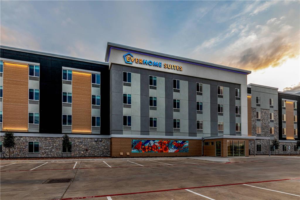 Everhome Suites Bastrop — Bastrop — photo 4