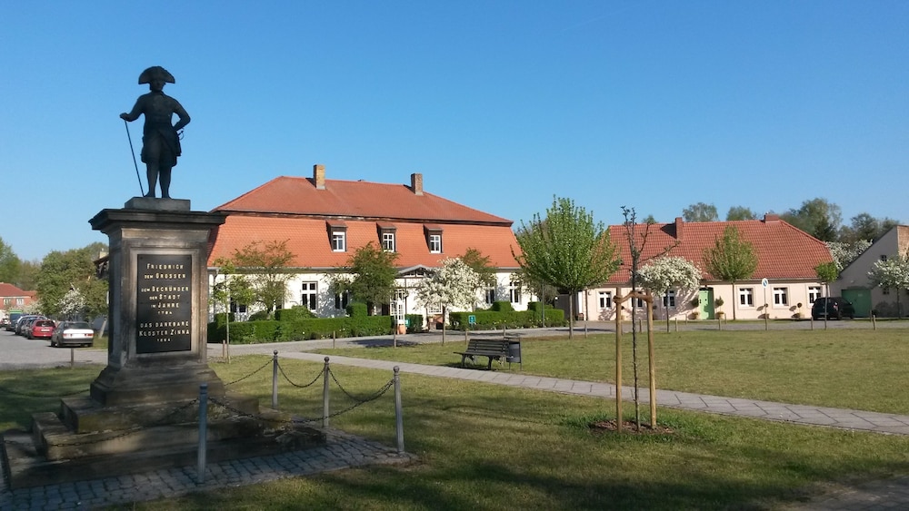Hotel Alte Försterei Kloster Zinna — hotel in Jueterbog