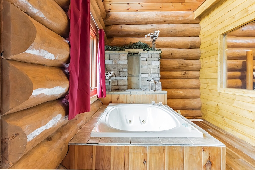 Sky Views Panoramic Views 2 Bedroom Cabin by Heavenly Views Resort - photo 17