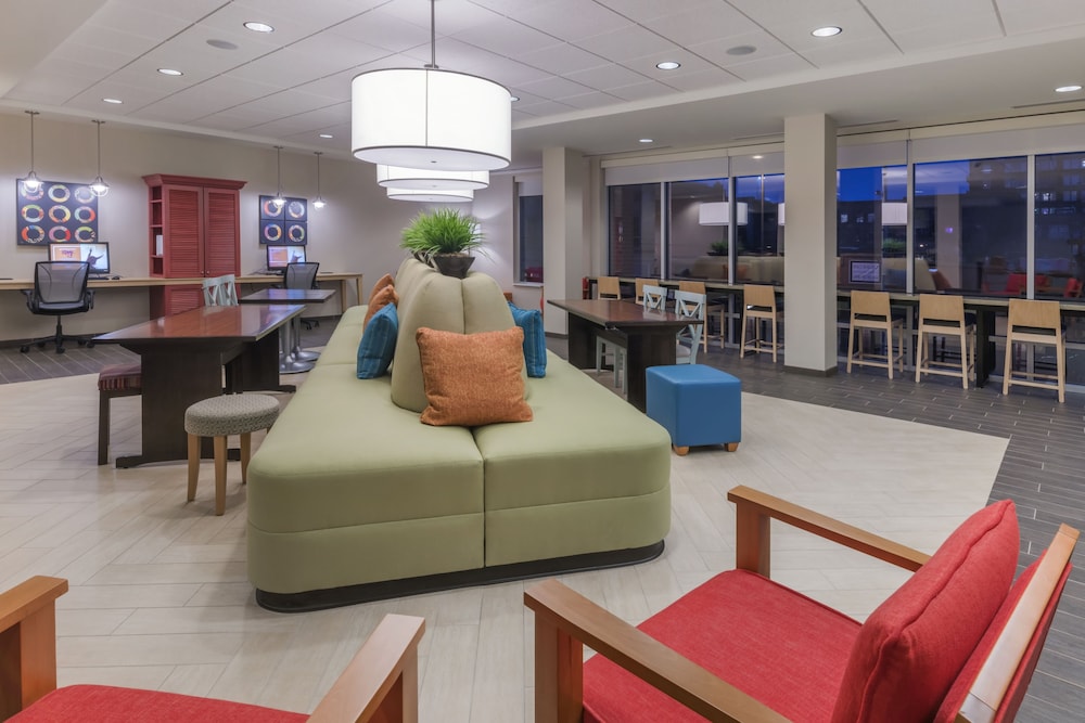 Home2 Suites by Hilton Kansas City Downtown - photo 11
