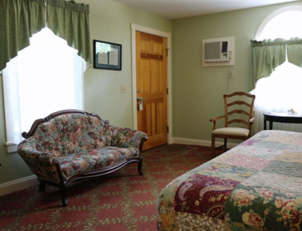 Kearsarge Inn - photo 22
