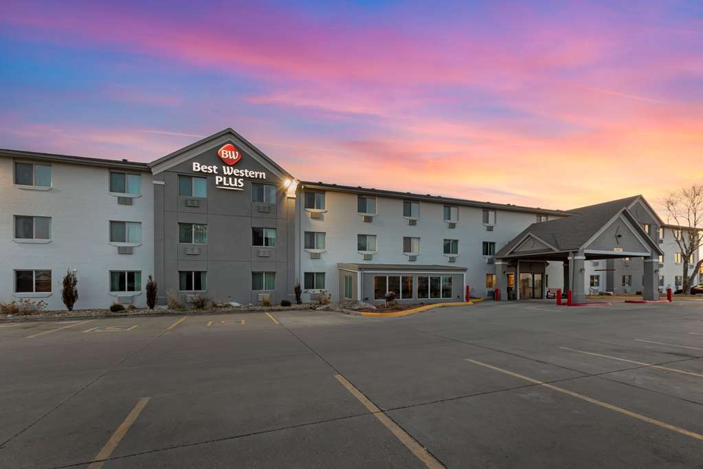 Best Western Plus Altoona Inn — hotel in Altoona