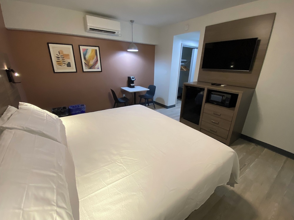Rolo Beach Hotel - photo 76