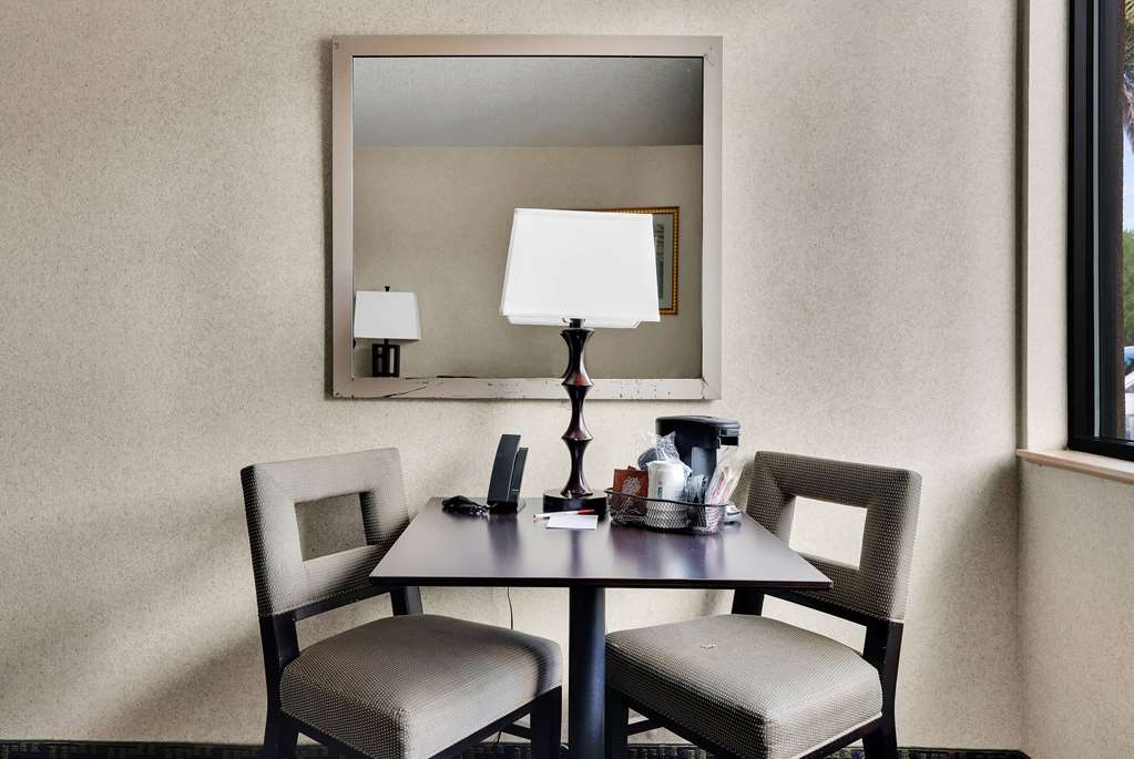 Ramada by Wyndham Jacksonville I 95 by Butler Blvd - photo 64