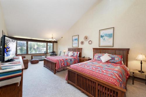 Tamarron Lodge Studio 512 — 4-Star Luxury Hotel in Durango, United States
