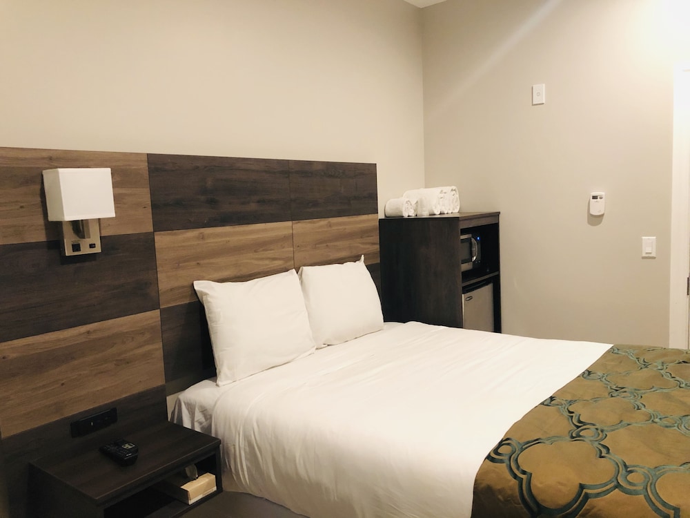 Bay Hotel - photo 17