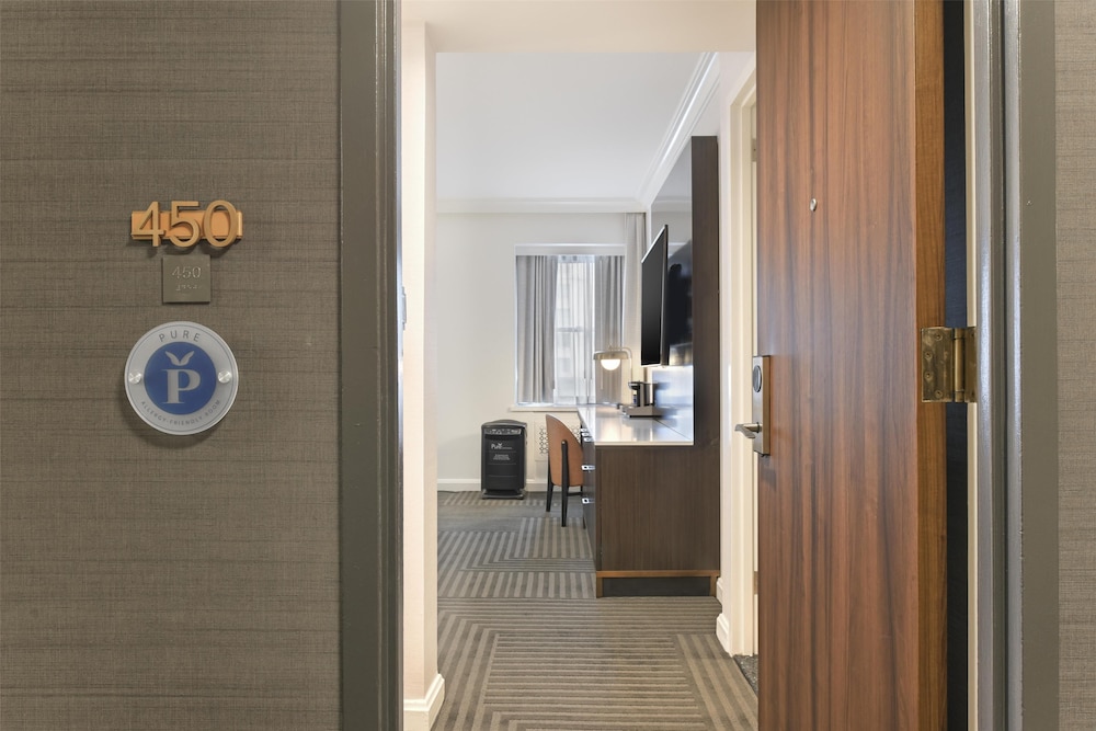 Capital Hilton - photo 25