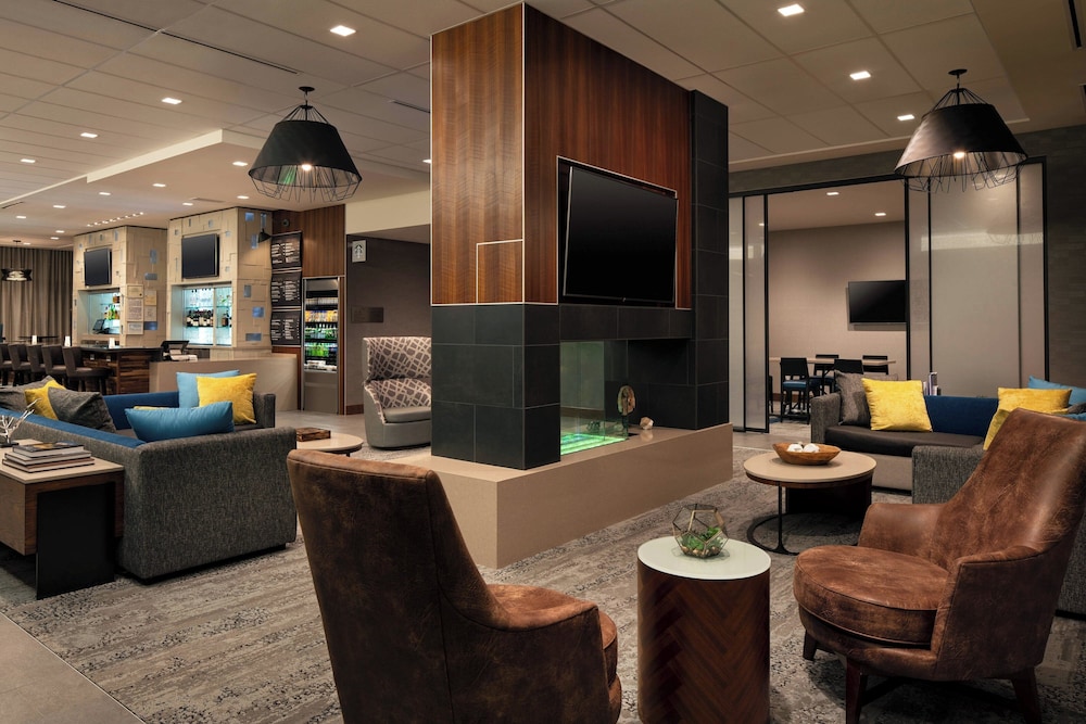 Courtyard by Marriott Loveland Fort Collins - photo 2