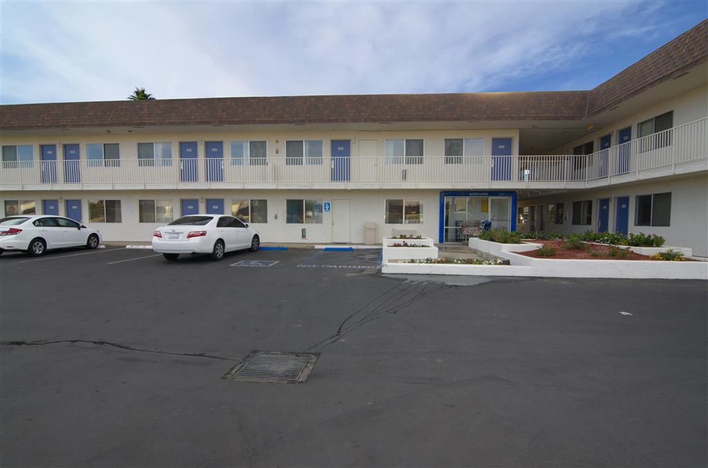 Motel 6 Indio CA Palm Springs - photo 4