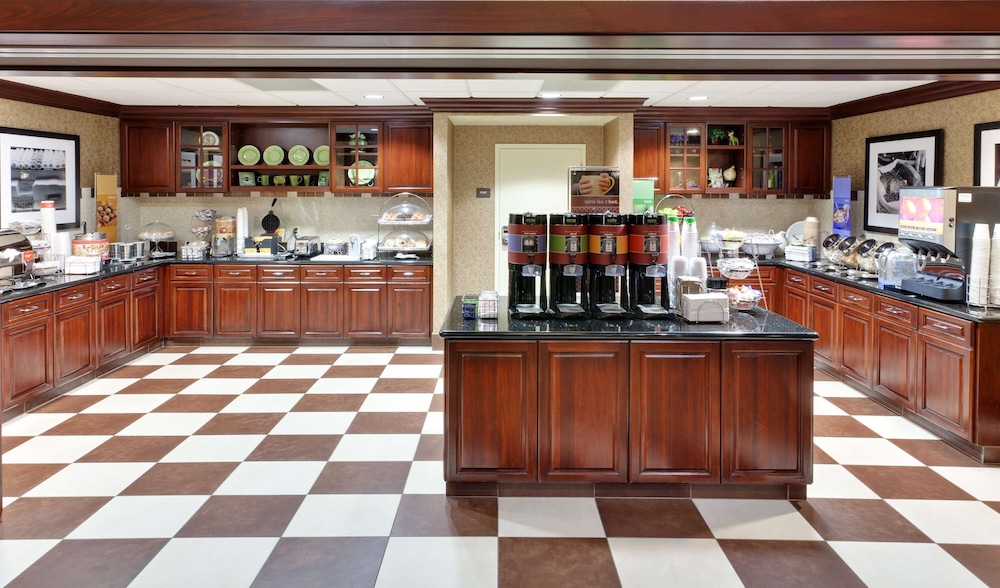 Hampton Inn & Suites Sacramento Airport Natomas - photo 19