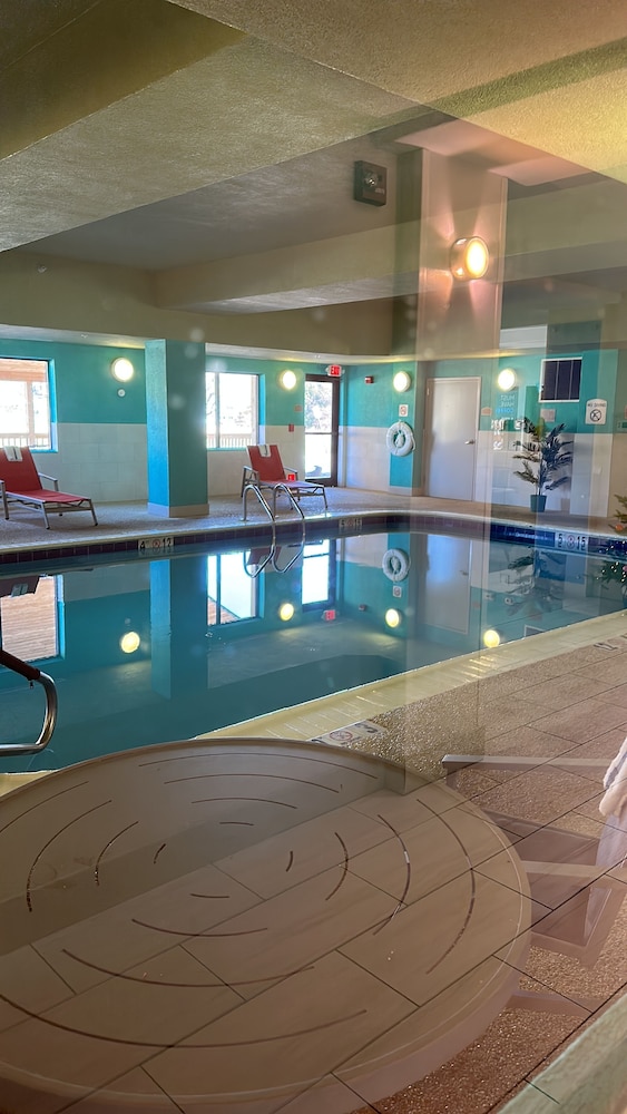 Holiday Inn Express Hotel & Suites Weston by IHG - photo 49