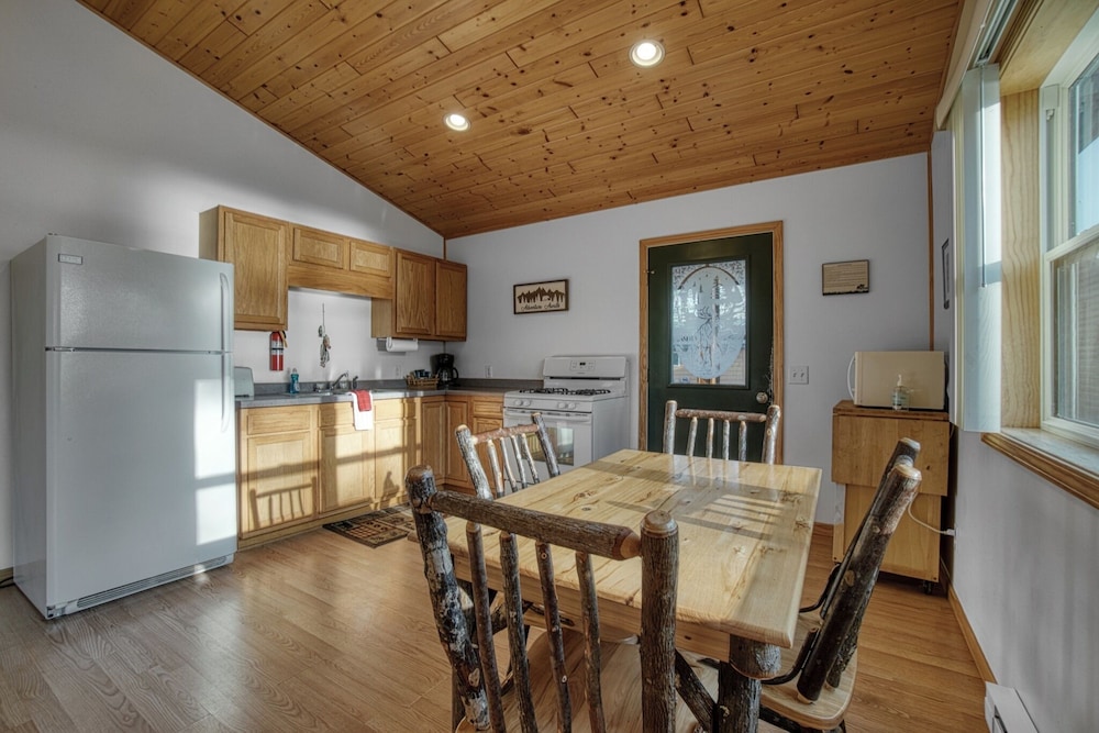 Lena's Northern Pines Resort - photo 51