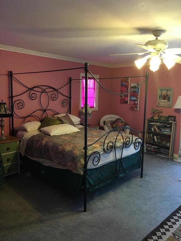 Elaine's Hollywood Bed & Breakfast — 4-Star Luxury Hotel in Los Angeles, United States