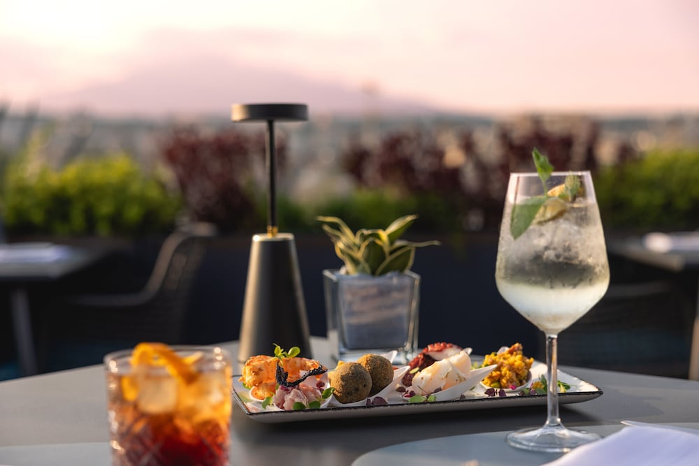 מזון ומשקאות