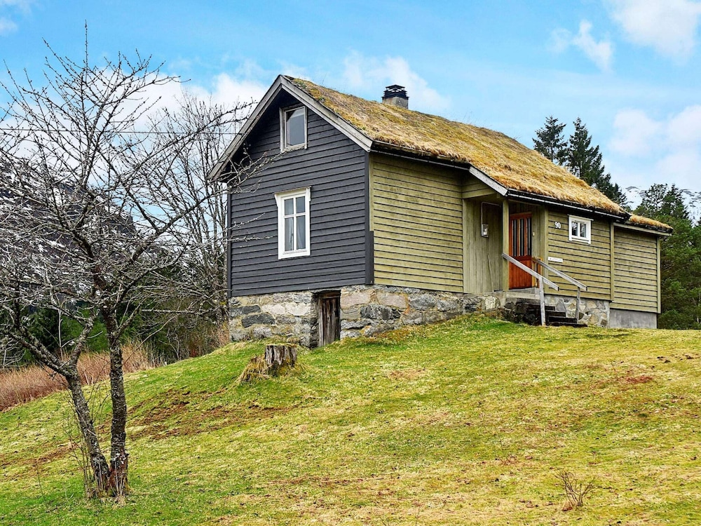 Secluded Mountain Retreat By Traum 12923887 — Forde